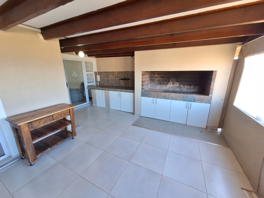 2 Bedroom Property for Sale in Marina Martinique Eastern Cape